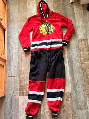 Chicago Blackhawks NHL Hockey Sockey Adult Large One Piece Pajama Set
